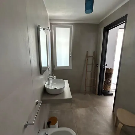 La Casa Di Pippo Flora Panzió 4*