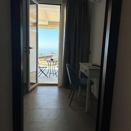 La Casa Di Pippo Flora Panzió Agrigento