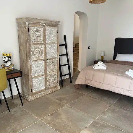 Panzió La Casa Di Pippo Flora 4*